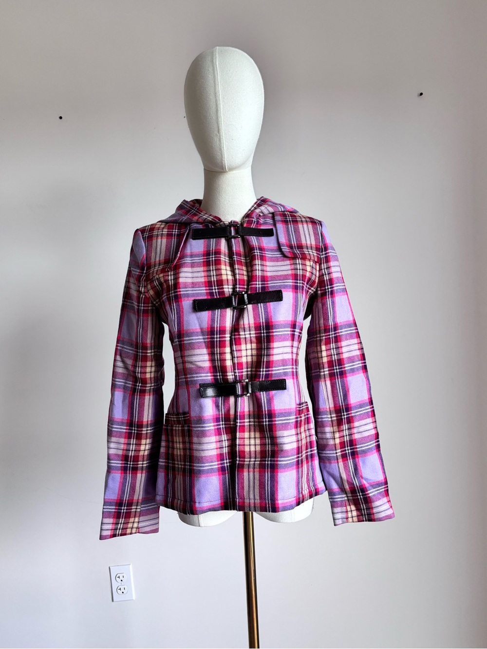 tara jarmon paris pink purple plaid 100% wool hooded buckle coat size 36 us 4